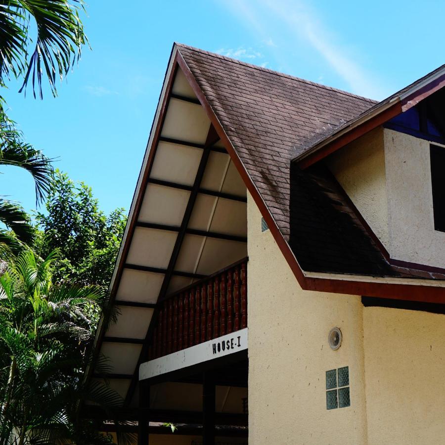 Flower Garden Resort Panglao Bagian luar foto